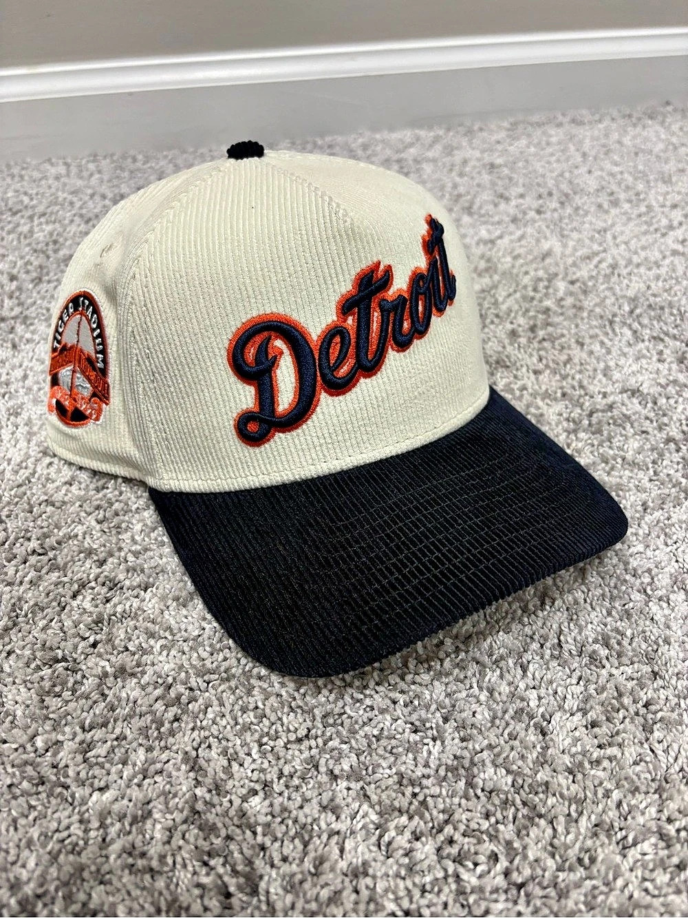 New Era Detroit Tigers Corduroy 9FORTY A-Frame Adjustable Hat